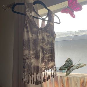 Free People Embroidered Gray Tank🤍